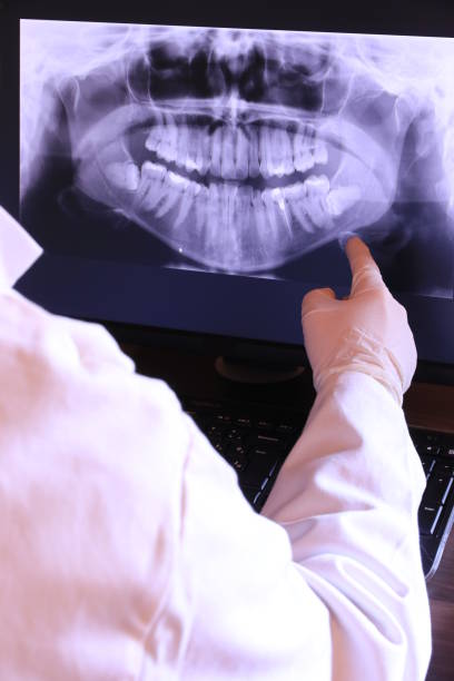 Best Emergency Broken Tooth Repair in Ferndale, CA